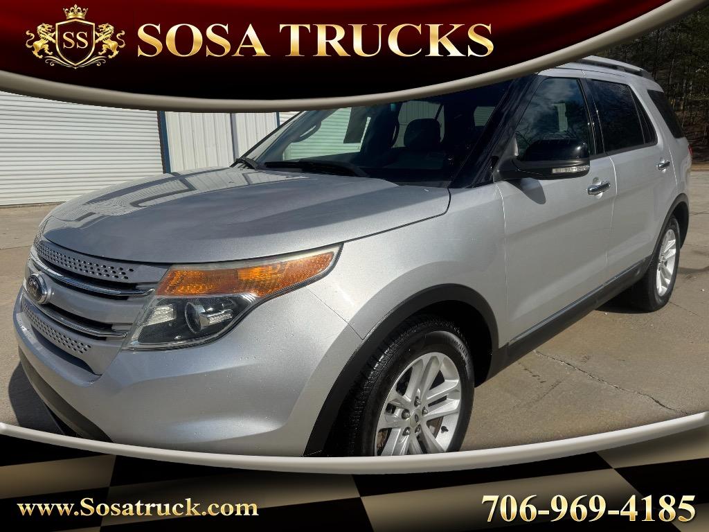 2015 Ford Explorer XLT's photo